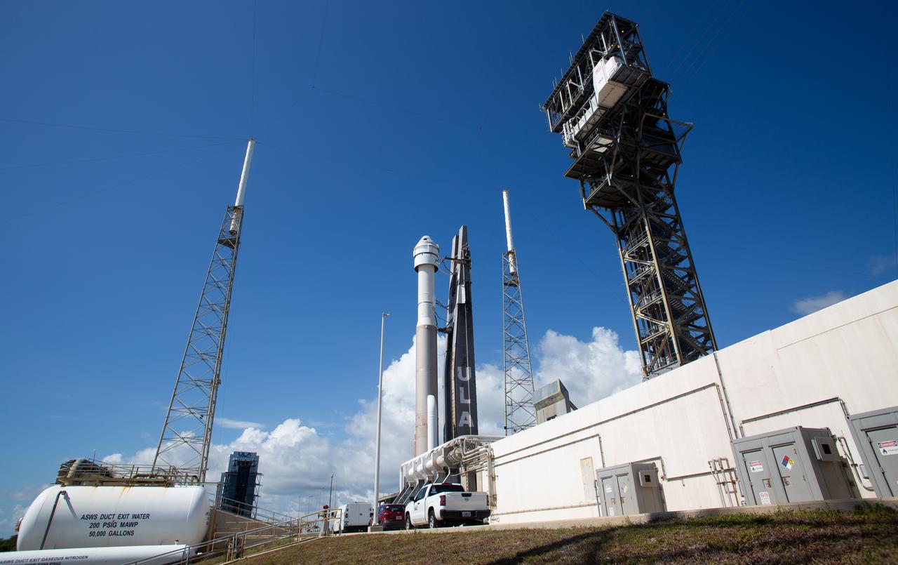 A United Launch Alliance Atlas V rocket with Boeing’s CST-100 Starliner spacecraft aboard is seen as it is rolled out of the Vertical Integration Facility to the launch pad at Space Launch Complex 41 ahead of the NASA’s Boeing Crew Flight Test, Saturday, May 4, 2024 at Cape Canaveral Space Force Station in Florida. NASA’s Boeing Crew Flight Test is the first launch with astronauts aboard the Starliner spacecraft and Atlas V rocket to the International Space Station as part of the agency’s Commercial Crew Program. The flight test, targeted for launch at 10:34 p.m. EDT on Monday, May 6, serves as an end-to-end demonstration of Boeing’s crew transportation system and will carry NASA astronauts Butch Wilmore and Suni Williams to and from the orbiting laboratory. Photo Credit: (NASA/Joel Kowsky)