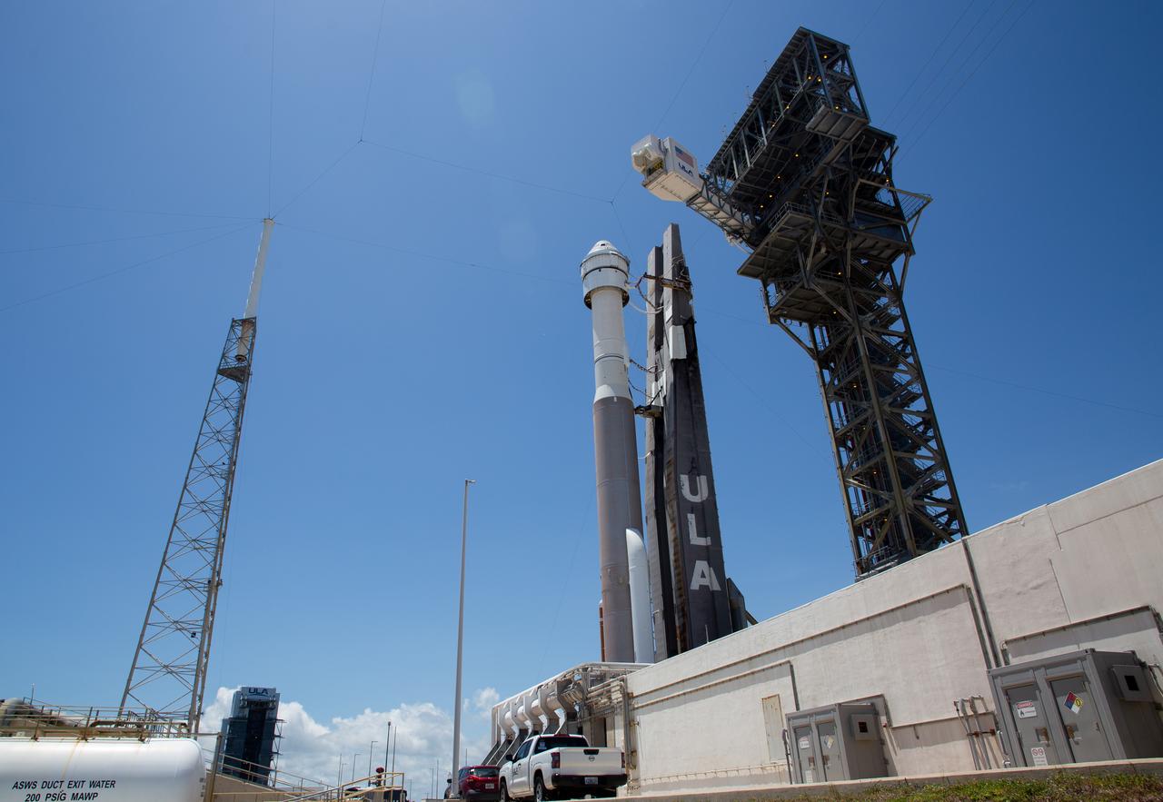 The crew access arm is seen as it is swung into position after a United Launch Alliance Atlas V rocket with Boeing’s CST-100 Starliner spacecraft aboard was rolled out of the Vertical Integration Facility to the launch pad at Space Launch Complex 41 ahead of the NASA’s Boeing Crew Flight Test, Saturday, May 4, 2024 at Cape Canaveral Space Force Station in Florida. NASA’s Boeing Crew Flight Test is the first launch with astronauts aboard the Starliner spacecraft and Atlas V rocket to the International Space Station as part of the agency’s Commercial Crew Program. The flight test, targeted for launch at 10:34 p.m. EDT on Monday, May 6, serves as an end-to-end demonstration of Boeing’s crew transportation system and will carry NASA astronauts Butch Wilmore and Suni Williams to and from the orbiting laboratory. Photo Credit: (NASA/Joel Kowsky)