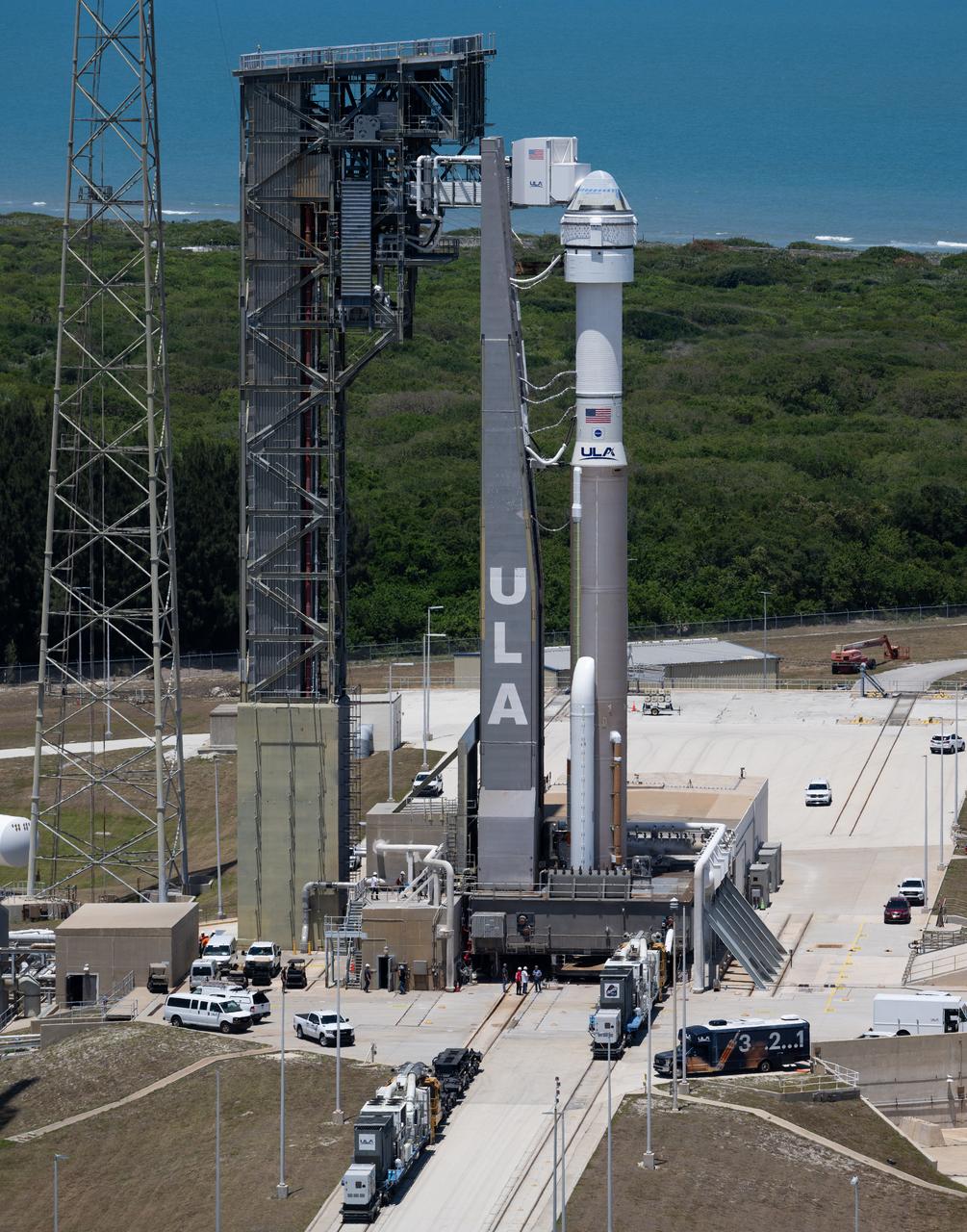 A United Launch Alliance Atlas V rocket with Boeing’s CST-100 Starliner spacecraft aboard is seen on the launch pad at Space Launch Complex 41 ahead of the NASA’s Boeing Crew Flight Test, Saturday, May 4, 2024 at Cape Canaveral Space Force Station in Florida. NASA’s Boeing Crew Flight Test is the first launch with astronauts of the Boeing CFT-100 spacecraft and United Launch Alliance Atlas V rocket to the International Space Station as part of the agency’s Commercial Crew Program. The flight test, targeted for launch at 10:34 p.m. EDT on Monday, May 6, serves as an end-to-end demonstration of Boeing’s crew transportation system and will carry NASA astronauts Butch Wilmore and Suni Williams to and from the orbiting laboratory. Photo Credit: (NASA/Joel Kowsky)