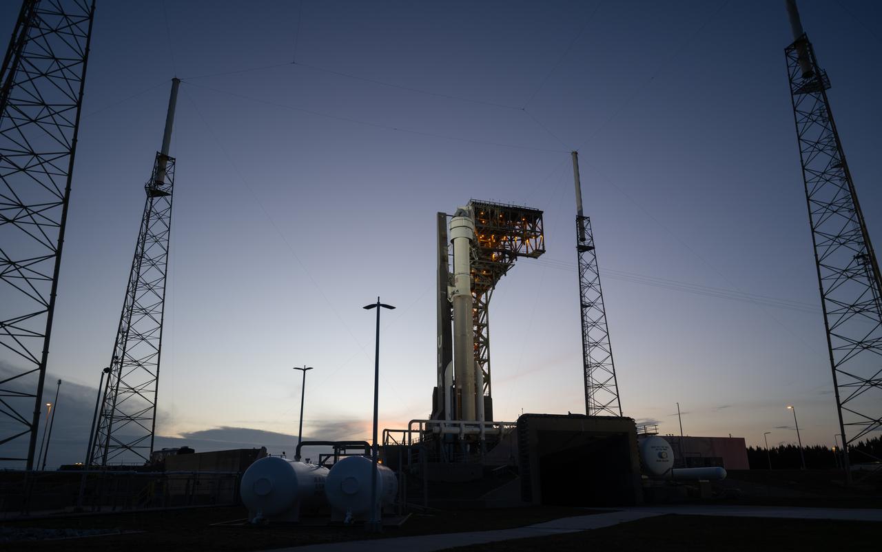 A United Launch Alliance Atlas V rocket with Boeing’s CST-100 Starliner spacecraft aboard is seen on the launch pad at Space Launch Complex 41 ahead of the NASA’s Boeing Crew Flight Test, Sunday, May 5, 2024 at Cape Canaveral Space Force Station in Florida. NASA’s Boeing Crew Flight Test is the first launch with astronauts of the Boeing CFT-100 spacecraft and United Launch Alliance Atlas V rocket to the International Space Station as part of the agency’s Commercial Crew Program. The flight test, targeted for launch at 10:34 p.m. EDT on Monday, May 6, serves as an end-to-end demonstration of Boeing’s crew transportation system and will carry NASA astronauts Butch Wilmore and Suni Williams to and from the orbiting laboratory. Photo Credit: (NASA/Joel Kowsky)