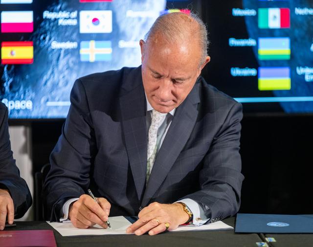 NASA image: Peru Artemis Accords Signing