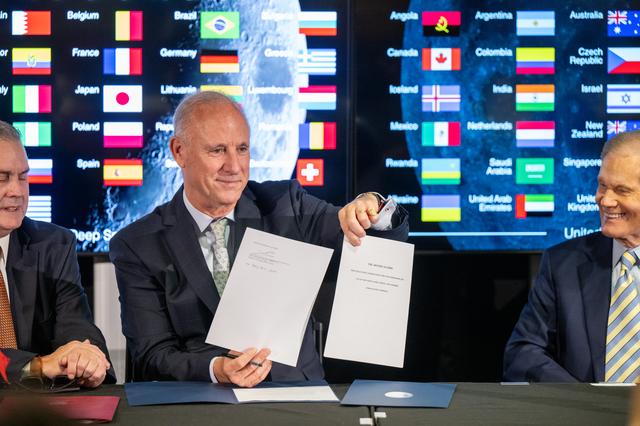 Peru Artemis Accords Signing