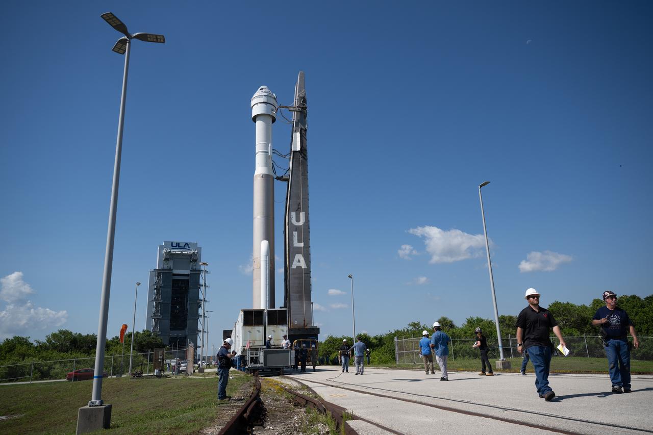 A United Launch Alliance Atlas V rocket with Boeing’s CST-100 Starliner spacecraft aboard is seen as it is rolled out of the Vertical Integration Facility to the launch pad at Space Launch Complex 41 ahead of the NASA’s Boeing Crew Flight Test, Thursday, May 30, 2024 at Cape Canaveral Space Force Station in Florida. NASA’s Boeing Crew Flight Test is the first launch with astronauts of the Boeing CFT-100 spacecraft and United Launch Alliance Atlas V rocket to the International Space Station as part of the agency’s Commercial Crew Program. The flight test, targeted for launch at 12:25 p.m. EDT on Saturday, June 1, serves as an end-to-end demonstration of Boeing’s crew transportation system and will carry NASA astronauts Butch Wilmore and Suni Williams to and from the orbiting laboratory. Photo Credit: (NASA/Joel Kowsky)