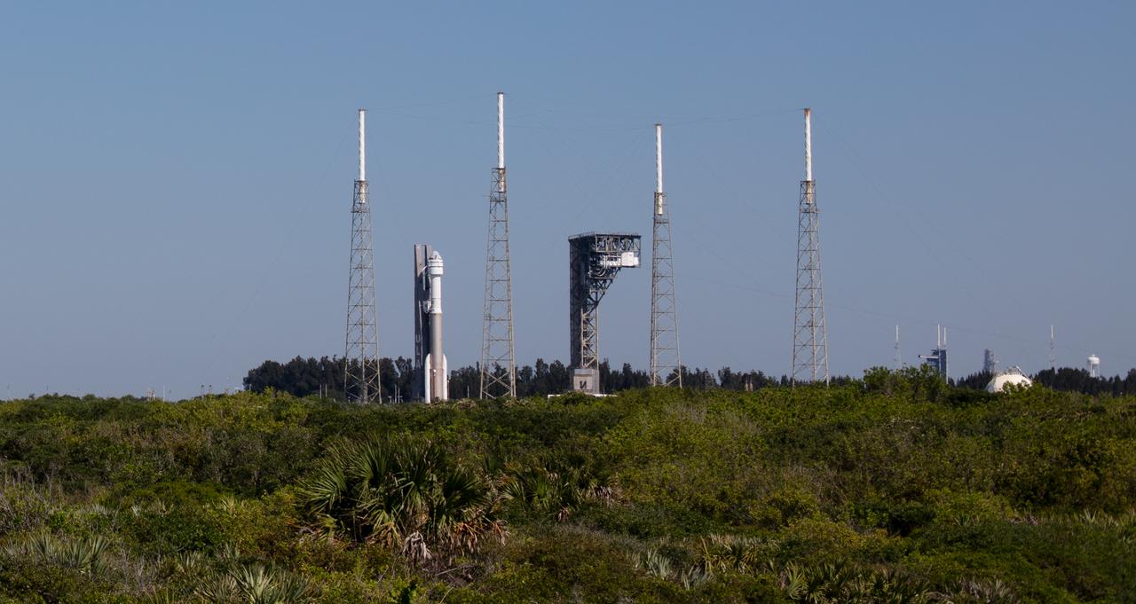 A United Launch Alliance Atlas V rocket with Boeing’s CST-100 Starliner spacecraft aboard is seen as it is rolled out of the Vertical Integration Facility to the launch pad at Space Launch Complex 41 ahead of the NASA’s Boeing Crew Flight Test, Thursday, May 30, 2024 at Cape Canaveral Space Force Station in Florida. NASA’s Boeing Crew Flight Test is the first launch with astronauts of the Boeing CFT-100 spacecraft and United Launch Alliance Atlas V rocket to the International Space Station as part of the agency’s Commercial Crew Program. The flight test, targeted for launch at 12:25 p.m. EDT on Saturday, June 1, serves as an end-to-end demonstration of Boeing’s crew transportation system and will carry NASA astronauts Butch Wilmore and Suni Williams to and from the orbiting laboratory. Photo Credit: (NASA/Joel Kowsky)