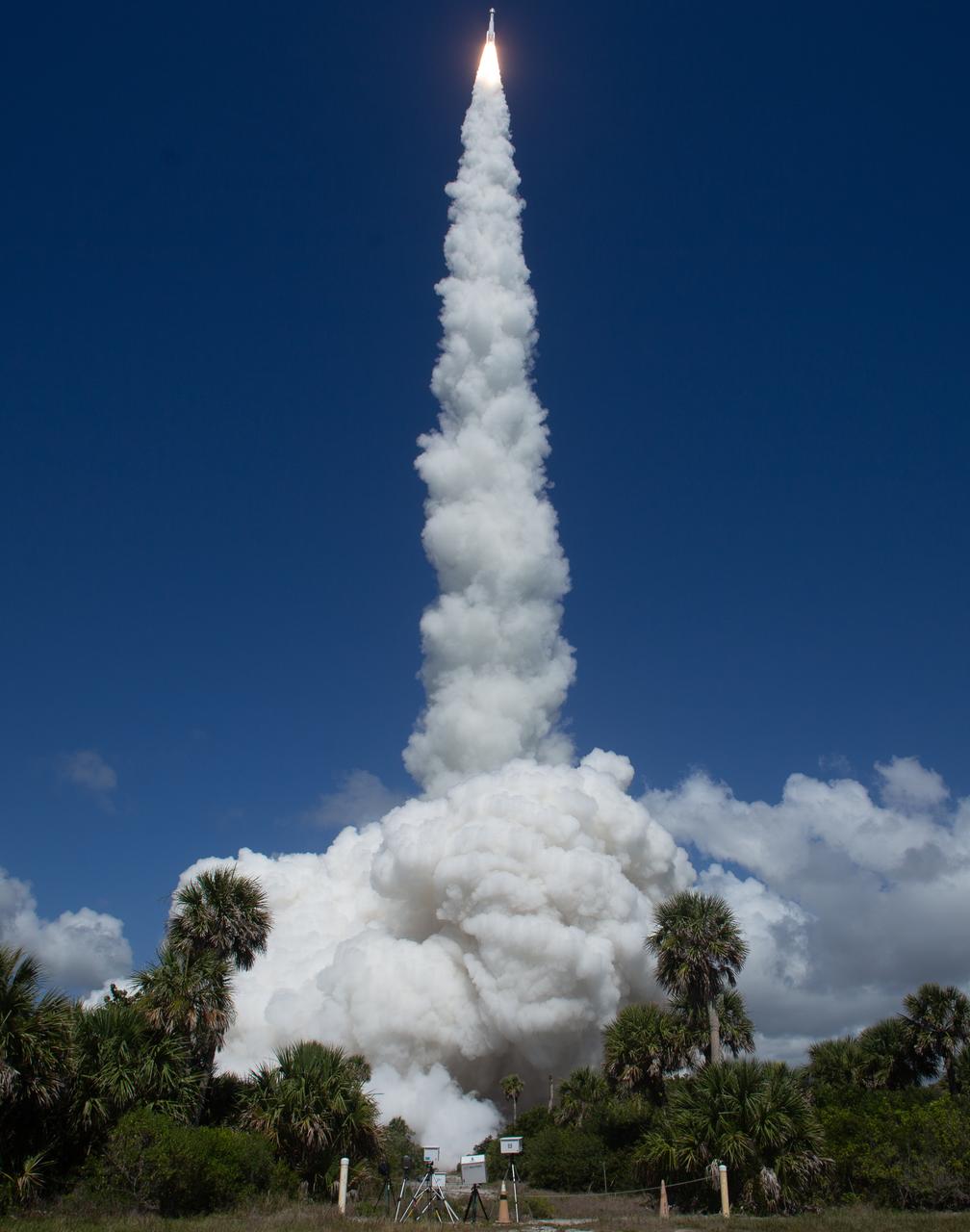 A United Launch Alliance Atlas V rocket with Boeing’s CST-100 Starliner spacecraft aboard launches from Space Launch Complex 41 at Cape Canaveral Space Force Station, Wednesday, June 5, 2024, in Florida. NASA’s Boeing Crew Flight Test is the first launch with astronauts of the Boeing CFT-100 spacecraft and United Launch Alliance Atlas V rocket to the International Space Station as part of the agency’s Commercial Crew Program. The flight test, which launched at 10:52 a.m. EDT, serves as an end-to-end demonstration of Boeing’s crew transportation system and will carry NASA astronauts Butch Wilmore and Suni Williams to and from the orbiting laboratory. Photo Credit: (NASA/Joel Kowsky)
