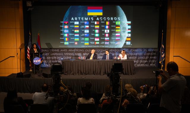 NASA image: Republic of Armenia Artemis Accords Signing