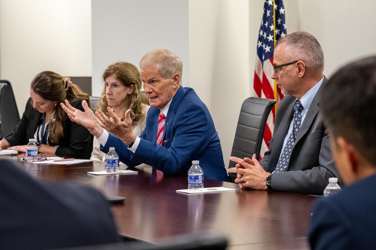 NASA Administrator Bill Nelson, center, delivers remarks during a bilateral meeting with Korea AeroSpace Administration (KASA) Administrator Youngbin Yoon Thursday, Sept. 19, 2024, at the Mary W. Jackson NASA Headquarters building in Washington.  Photo Credit: (NASA/Keegan Barber)