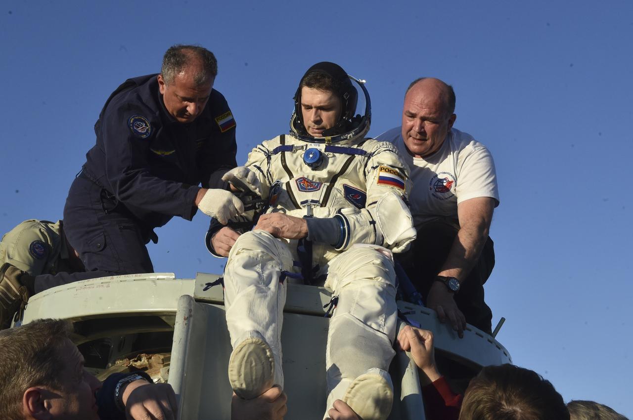 Roscosmos cosmonaut Nikolai Chub is helped out of the Soyuz MS-25 spacecraft just minutes after he, Roscosmos cosmonaut Oleg Kononenko, and NASA astronaut Tracy C. Dyson, landed in a remote area near the town of Zhezkazgan, Kazakhstan on Monday, Sept. 23, 2024. Dyson is returning to Earth after logging 184 days in space as a member of Expeditions 70-71 aboard the International Space Station and Chub and Kononenko return after having spent the last 374 days in space. Photo Credit NASA/GCTC/Pavel Shvets