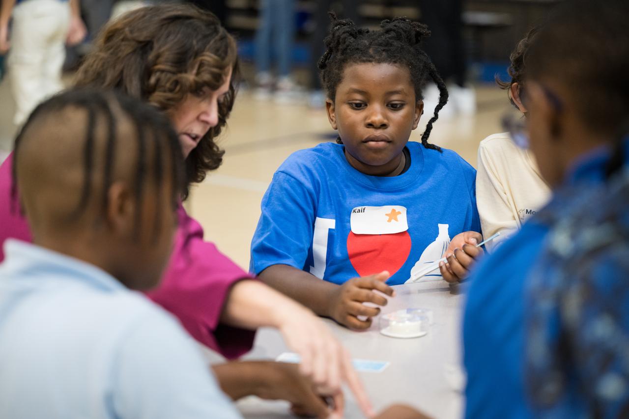 Students at Wheatley Education Campus participate in an activity to build their own rocket launcher during a kickoff event for the 21st Century Community Learning Centers NASA and Department of Education partnership, Monday, Sept. 23, 2024 at Wheatley Education Campus in Washington. Photo Credit: (NASA/Aubrey Gemignani)