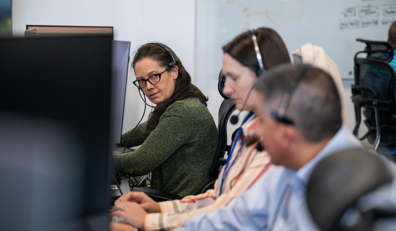 Emily Nelson, NASA's chief flight director, left, monitors the countdown during a dress rehearsal in preparation for the launch of a SpaceX Falcon 9 rocket carrying the company's Dragon spacecraft on NASA’s SpaceX Crew-9 mission with NASA astronaut Nick Hague and Roscosmos cosmonaut Aleksandr Gorbunov onboard, Tuesday, Sept. 24, 2024, in the control room of SpaceX’s HangarX at NASA’s Kennedy Space Center in Florida. NASA’s SpaceX Crew-9 mission is the ninth crew rotation mission of the SpaceX Dragon spacecraft and Falcon 9 rocket to the International Space Station as part of the agency’s Commercial Crew Program. Photo Credit: (NASA/Keegan Barber)