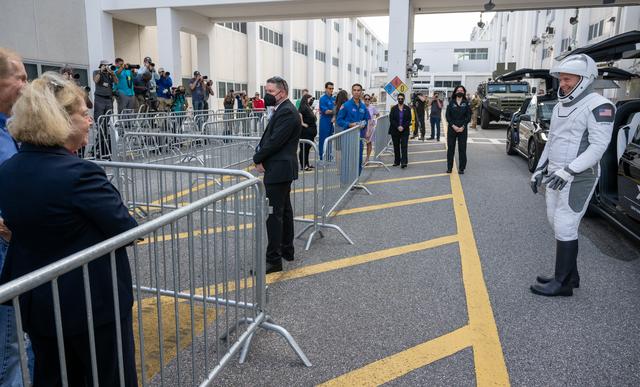 NASA’s SpaceX Crew-9 Crew Walkout