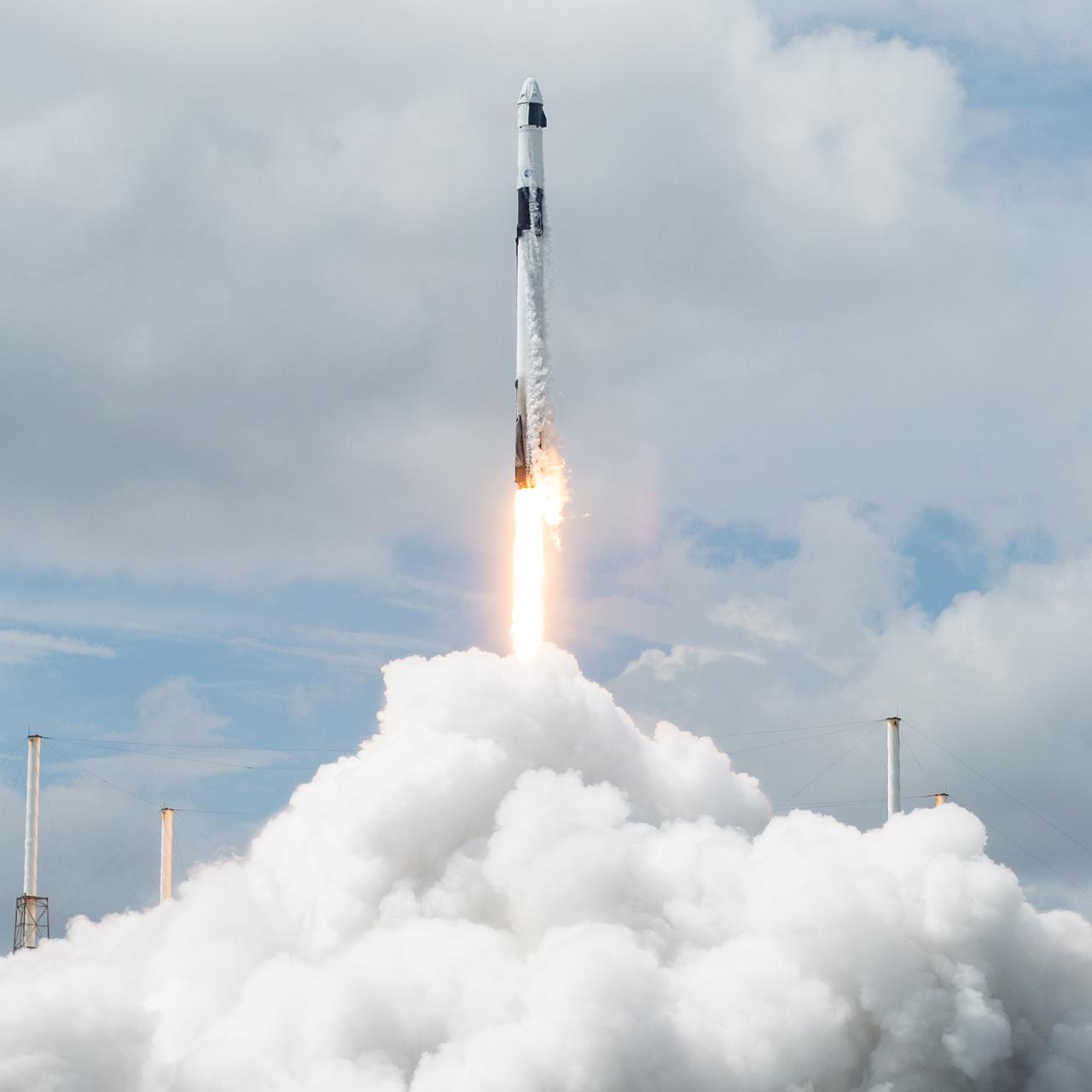 A SpaceX Falcon 9 rocket carrying the company's Dragon spacecraft is launched on NASA’s SpaceX Crew-9 mission to the International Space Station with NASA astronaut Nick Hague and Roscosmos cosmonaut Aleksandr Gorbunov onboard, Saturday, Sept. 28, 2024, from Cape Canaveral Space Force Station in Florida. NASA’s SpaceX Crew-9 mission is the ninth crew rotation mission of the SpaceX Dragon spacecraft and Falcon 9 rocket to the International Space Station as part of the agency’s Commercial Crew Program. Hague and Gorbunov launched at 1:17 p.m. EDT from Space Launch Complex 40 at the Cape Canaveral Space Force Station to begin a six month mission aboard the orbital outpost. Photo Credit: (NASA/Keegan Barber)