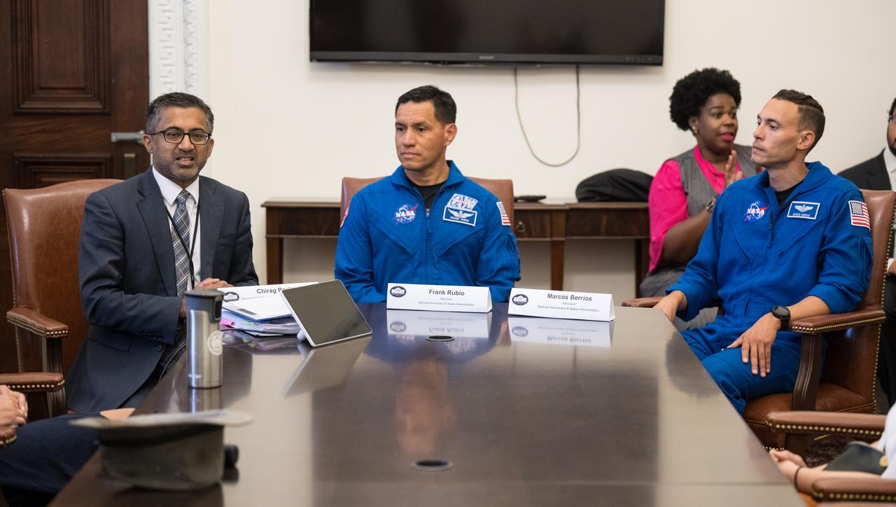 Chirag Parikh, Deputy Assistant to the President and Executive Secretary of the National Space Council, introduces NASA Astronauts Frank Rubio, center, and Marcos Berrios, at a staff engagement event that took place during a White House Hispanic Heritage month event titled “Soaring Together: Inspiring the Next Generation of Space Leaders” at the Eisenhower Executive Office Building, Monday, Sept. 30, 2024 in Washington. Photo Credit: (NASA/Aubrey Gemignani)
