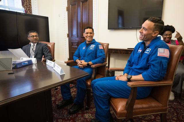 NASA image: White House Hispanic Heritage Month Event
