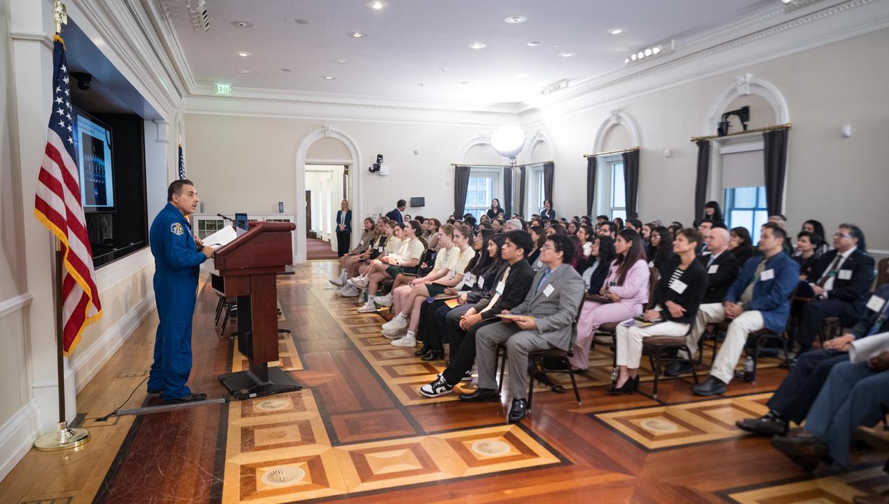 Jose Hernandez, retired NASA Astronaut, provides remarks at a White House Hispanic Heritage month event titled “Soaring Together: Inspiring the Next Generation of Space Leaders” at the Eisenhower Executive Office Building, Monday, Sept. 30, 2024 in Washington. Photo Credit: (NASA/Aubrey Gemignani)