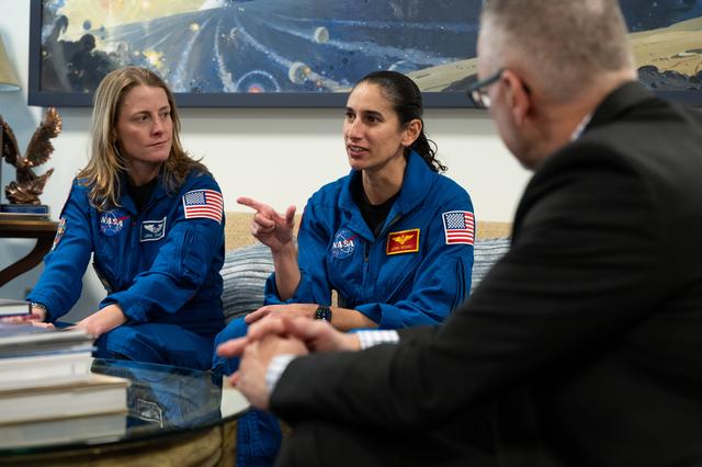NASA image: Expediton 70 Astronauts Meet with Agency Leadership