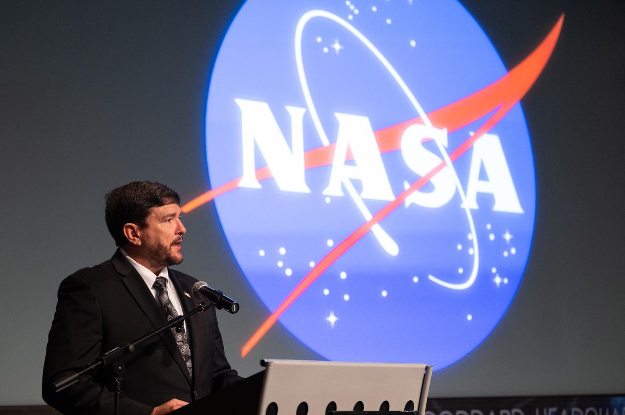 Jonathan Bissell, director of student activities for the U.S. Senate Youth Program speaks to student delegates, Wednesday, March 5, 2025 at the Mary W. Jackson NASA Headquarters Building in Washington. The delegates heard from NASA Deputy Associate Administrator Casey Swails and Expedition 71 NASA astronauts Michael Barratt, Matthew Dominick, Jeanette Epps, and Tracy Dyson.. Photo Credit: (NASA/Joel Kowsky)