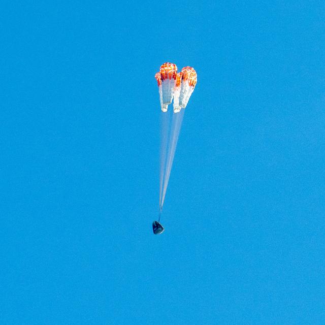 NASA image: NASA’s SpaceX Crew-9 Splashdown