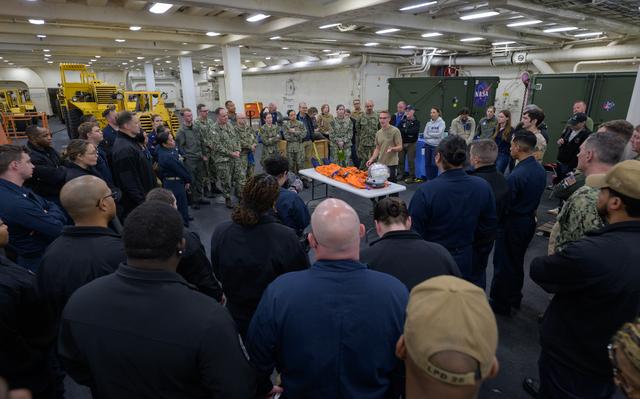 NASA image: NASA Artemis Underway Recovery Test 12