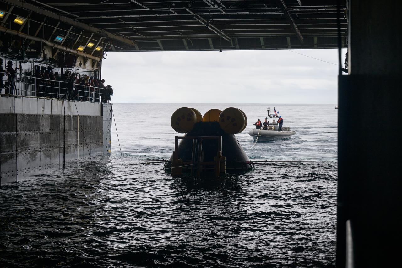 NASA Artemis Underway Recovery Test 12