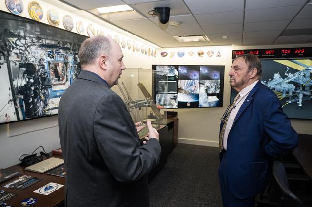 NASA image: John Rhys-Davies at NASA Headquarters