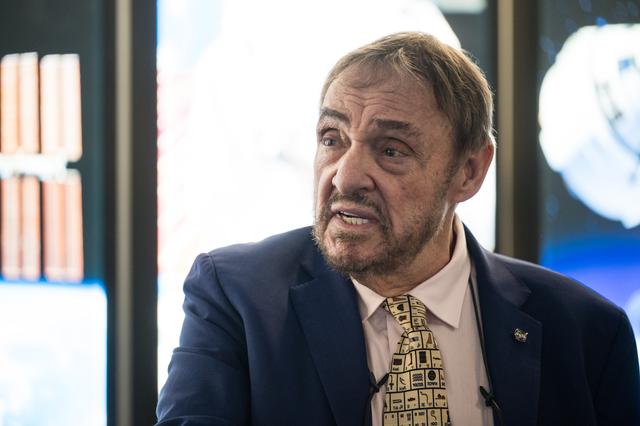 NASA image: John Rhys-Davies at NASA Headquarters