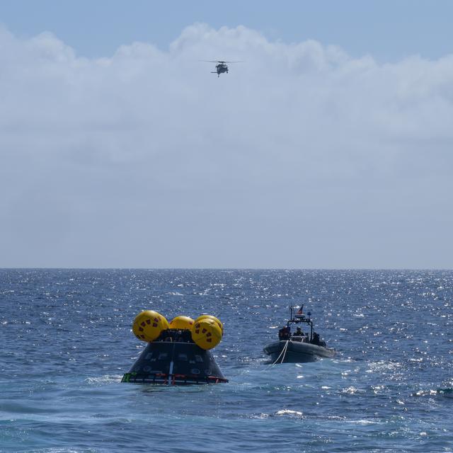 NASA image: NASA Artemis Underway Recovery Test 12