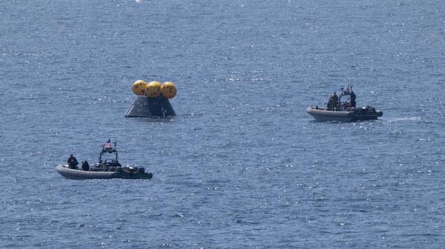 NASA image: NASA Artemis Underway Recovery Test 12