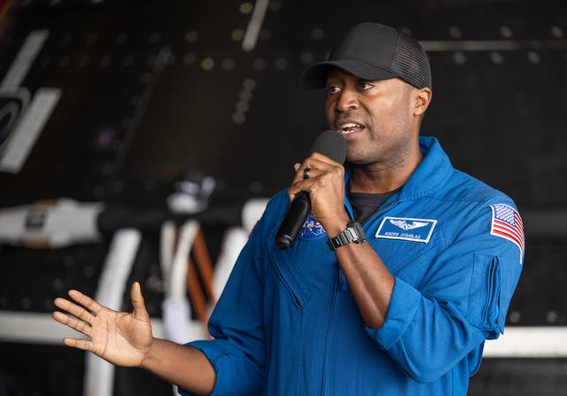 NASA image: NASA Artemis Underway Recovery Test 12