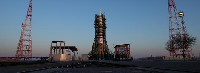 NASA image: Expedition 73 Preflight