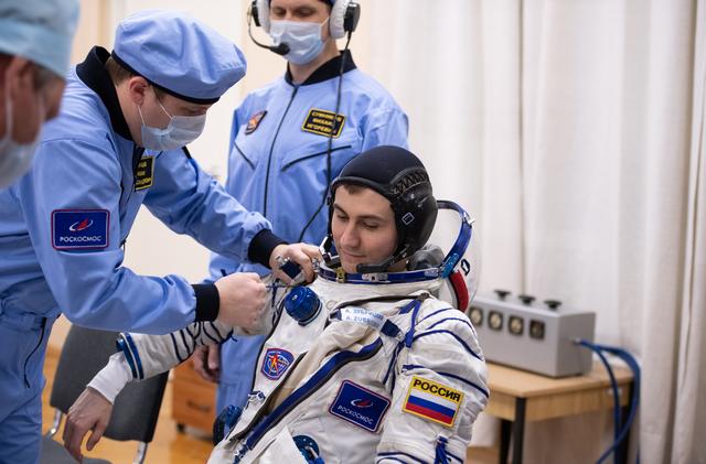 NASA image: Expedition 73 Preflight