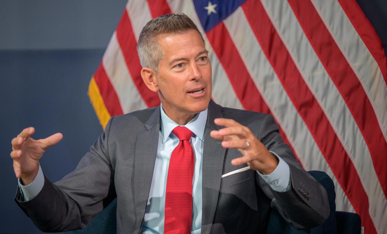Acting NASA Administrator Sean Duffy speaks with NASA Deputy Associate Administrator Casey Swails, Friday, July 18, 2025, at the Mary W. Jackson NASA Headquarters Building in Washington. Photo Credit: (NASA/Bill Ingalls)