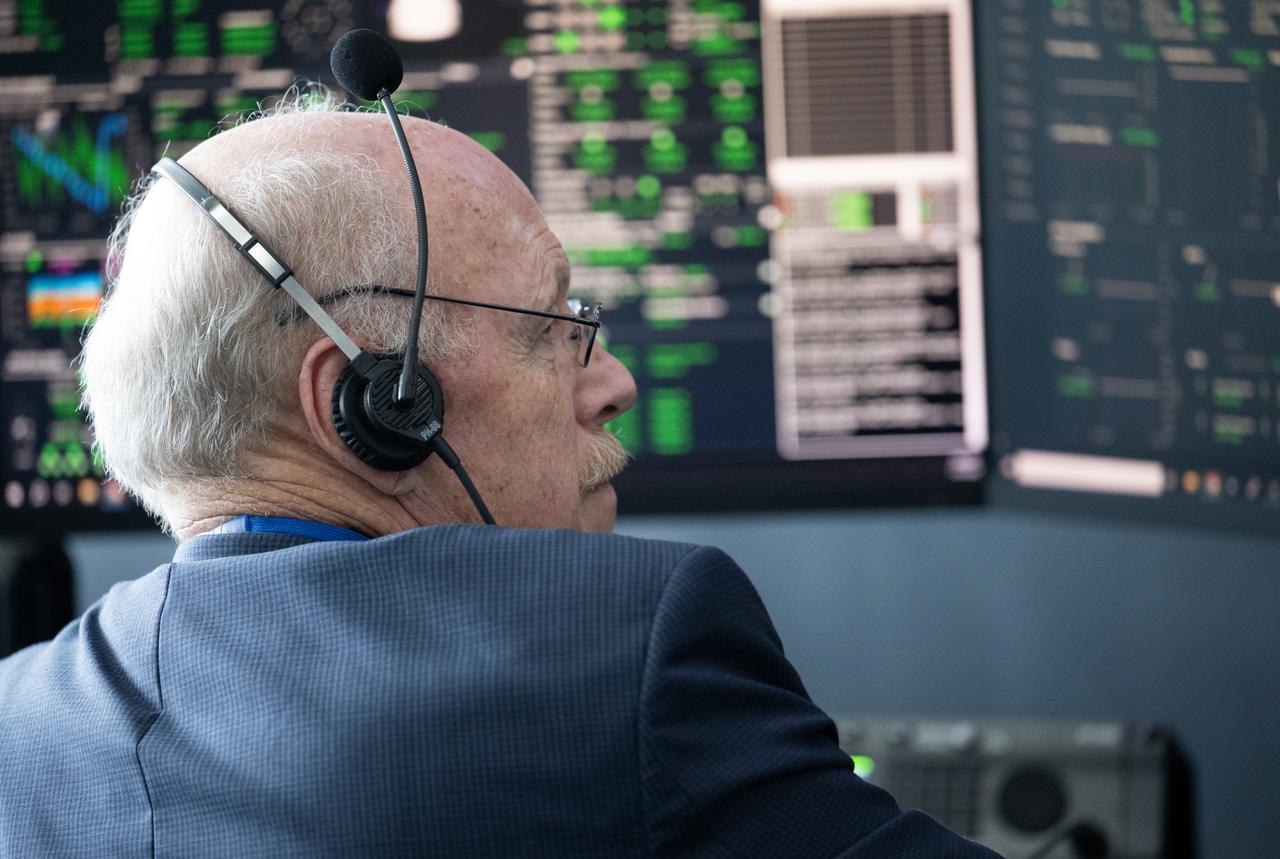 Ken Bowersox, associate administrator for NASA's Space Operations Mission Directorate, monitors the countdown of a launch attempt of a SpaceX Falcon 9 rocket carrying the company's Dragon spacecraft on NASA’s SpaceX Crew-11 mission with NASA astronauts Zena Cardman, Mike Fincke, JAXA (Japan Aerospace Exploration Agency) astronaut Kimiya Yui, and Roscosmos cosmonaut Oleg Platonov onboard, Thursday, July 31, 2025, in the control center of SpaceX’s HangarX at NASA’s Kennedy Space Center in Florida. NASA’s SpaceX Crew-11 mission is the eleventh crew rotation mission of the SpaceX Dragon spacecraft and Falcon 9 rocket to the International Space Station as part of the agency’s Commercial Crew Program. Today’s launch of Cardman, Fincke, Yui, Platonov was scrubbed due to weather and is now scheduled for 11:43 a.m. EDT on Friday, August 1, from Launch Complex 39A at the NASA's Kennedy Space Center. Photo Credit: (NASA/Joel Kowsky)