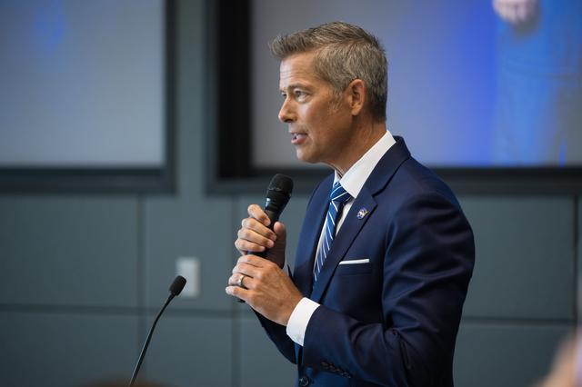 NASA image: Acting NASA Admin Sean Duffy at Crew-11 Briefing