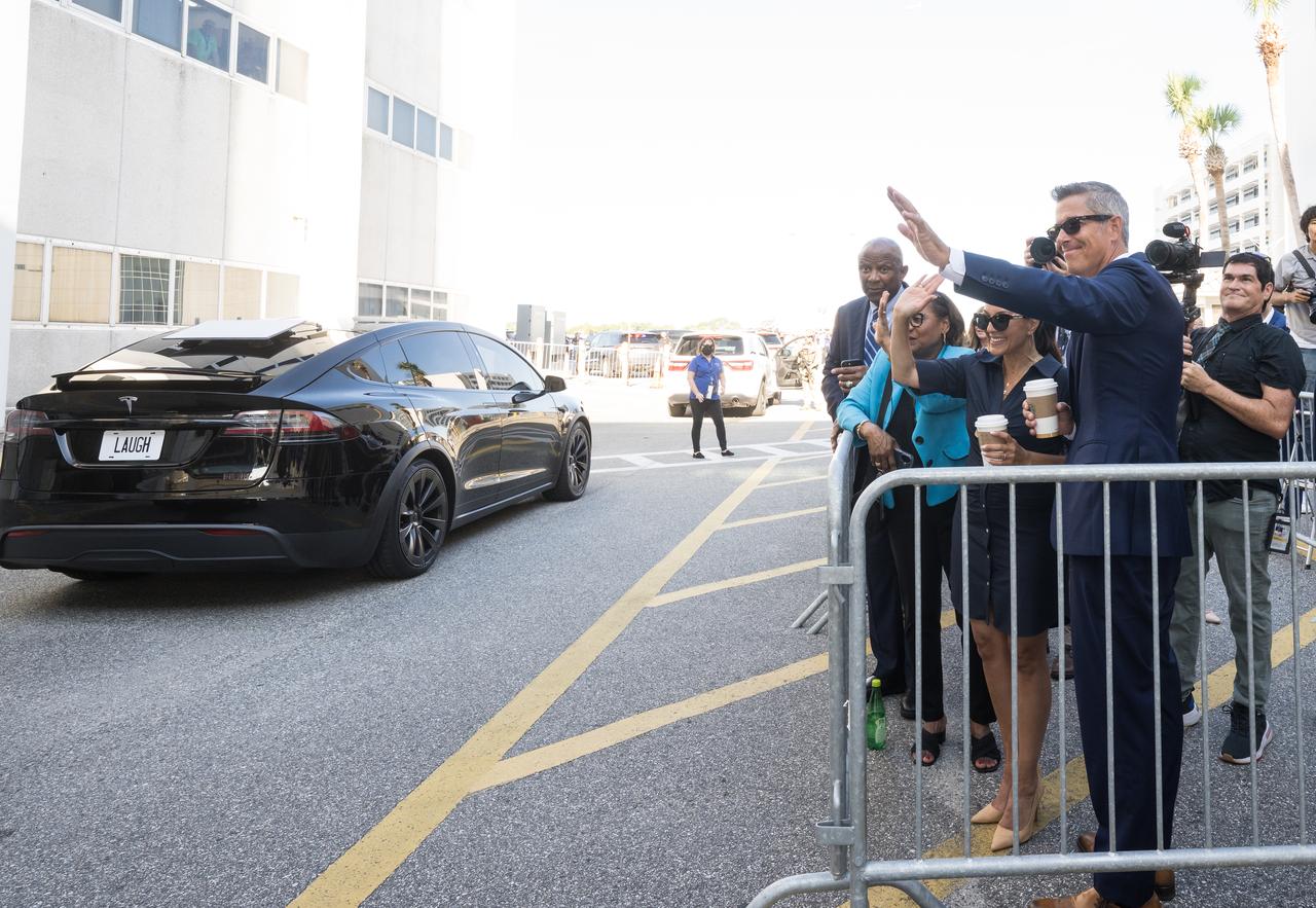 From right to left, Acting NASA Administrator Sean Duffy, his wife Rachel Campos-Duffy, acting NASA Associate Administrator Vanessa Wyche, and Deputy Director of NASA’s Kennedy Space Center, Kelvin Manning, wave as NASA astronauts Zena Cardman, Mike Fincke, JAXA (Japan Aerospace Exploration Agency) astronaut Kimiya Yui, and Roscosmos cosmonaut Oleg Platonov, depart the Neil  A. Armstrong Operations and Checkout Building for Launch Complex 39A on NASA's Kennedy Space Center to board the SpaceX Dragon spacecraft for the Crew-11 mission launch, before it was scrubbed due to weather concerns, Thursday, July 31, 2025, at NASA’s Kennedy Space Center in Florida. NASA’s SpaceX Crew-11 mission is the eleventh crew rotation mission of the SpaceX Crew Dragon spacecraft and Falcon 9 rocket to the International Space Station as part of the agency’s Commercial Crew Program. Cardman, Fincke, Yui, and Platonov launched at 11:43 a.m. EDT, Friday, August 1, from Launch Complex 39A at the NASA's Kennedy Space Center.  Photo Credit: (NASA/Aubrey Gemignani)