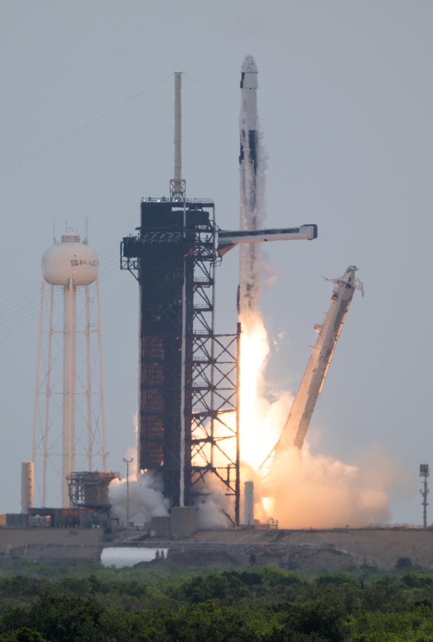 A SpaceX Falcon 9 rocket carrying the company's Dragon spacecraft is launched on NASA’s SpaceX Crew-11 mission to the International Space Station with NASA astronauts Zena Cardman, Mike Fincke, JAXA (Japan Aerospace Exploration Agency) astronaut Kimiya Yui, and Roscosmos cosmonaut Oleg Platonov onboard, Friday, Aug. 1, 2025, from NASA's Kennedy Space Center in Florida. NASA’s SpaceX Crew-11 mission is the eleventh crew rotation mission of the SpaceX Dragon spacecraft and Falcon 9 rocket to the International Space Station as part of the agency’s Commercial Crew Program. Cardman, Fincke, Yui, Platonov launched at 11:43 a.m. EDT from Launch Complex 39A at the NASA's Kennedy Space Center to begin a six month mission aboard the orbital outpost. Photo Credit: (NASA/Aubrey Gemignani)