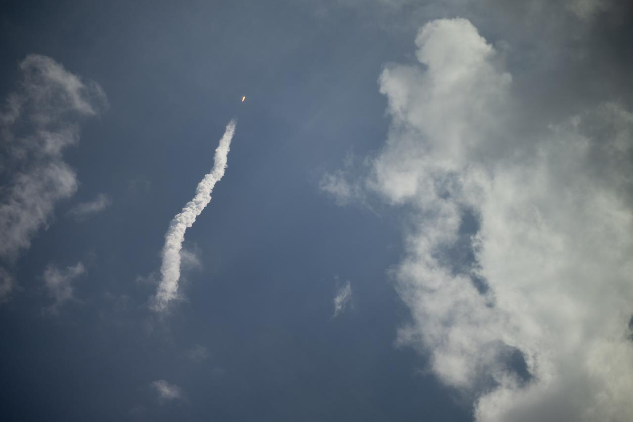 A SpaceX Falcon 9 rocket carrying the company's Dragon spacecraft is launched on NASA’s SpaceX Crew-11 mission to the International Space Station with NASA astronauts Zena Cardman, Mike Fincke, JAXA (Japan Aerospace Exploration Agency) astronaut Kimiya Yui, and Roscosmos cosmonaut Oleg Platonov onboard, Friday, Aug. 1, 2025, from NASA's Kennedy Space Center in Florida. NASA’s SpaceX Crew-11 mission is the eleventh crew rotation mission of the SpaceX Dragon spacecraft and Falcon 9 rocket to the International Space Station as part of the agency’s Commercial Crew Program. Cardman, Fincke, Yui, Platonov launched at 11:43 a.m. EDT from Launch Complex 39A at the NASA's Kennedy Space Center to begin a six month mission aboard the orbital outpost. Photo Credit: (NASA/Joel Kowsky)