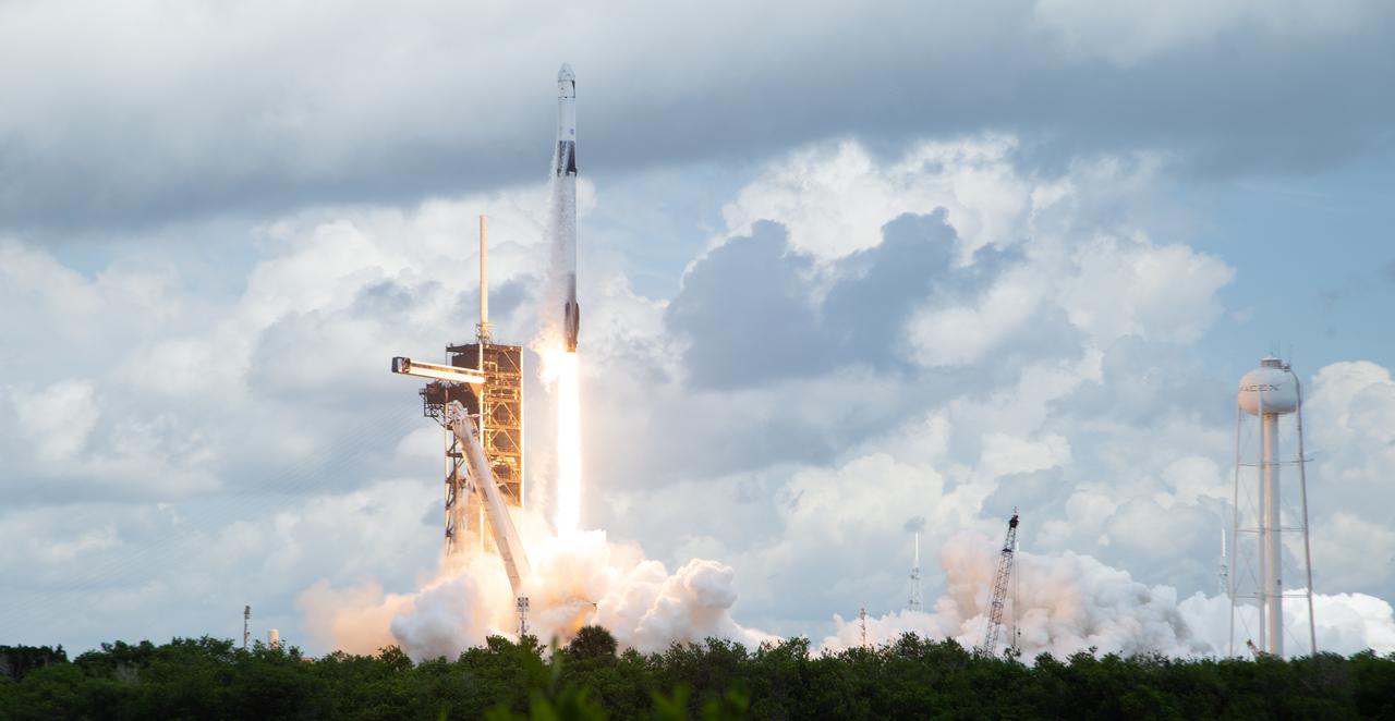 A SpaceX Falcon 9 rocket carrying the company's Dragon spacecraft is launched on NASA’s SpaceX Crew-11 mission to the International Space Station with NASA astronauts Zena Cardman, Mike Fincke, JAXA (Japan Aerospace Exploration Agency) astronaut Kimiya Yui, and Roscosmos cosmonaut Oleg Platonov onboard, Friday, Aug. 1, 2025, from NASA's Kennedy Space Center in Florida. NASA’s SpaceX Crew-11 mission is the eleventh crew rotation mission of the SpaceX Dragon spacecraft and Falcon 9 rocket to the International Space Station as part of the agency’s Commercial Crew Program. Cardman, Fincke, Yui, Platonov launched at 11:43 a.m. EDT from Launch Complex 39A at the NASA's Kennedy Space Center to begin a six month mission aboard the orbital outpost. Photo Credit: (NASA/Joel Kowsky)