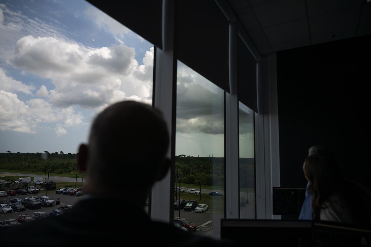 Members of NASA’s management team watch the launch of a SpaceX Falcon 9 rocket carrying the company's Dragon spacecraft on the Crew-11 mission with NASA astronauts Zena Cardman, Mike Fincke, JAXA (Japan Aerospace Exploration Agency) astronaut Kimiya Yui, and Roscosmos cosmonaut Oleg Platonov onboard, Friday, Aug. 1, 2025, from the control room of SpaceX’s HangerX at NASA’s Kennedy Space Center in Florida. NASA’s SpaceX Crew-11 mission is the eleventh crew rotation mission of the SpaceX Dragon spacecraft and Falcon 9 rocket to the International Space Station as part of the agency’s Commercial Crew Program. Cardman, Fincke, Yui, Platonov launched at 11:43 a.m. EDT, from Launch Complex 39A at the Kennedy Space Center. Photo Credit: (NASA/Joel Kowsky)
