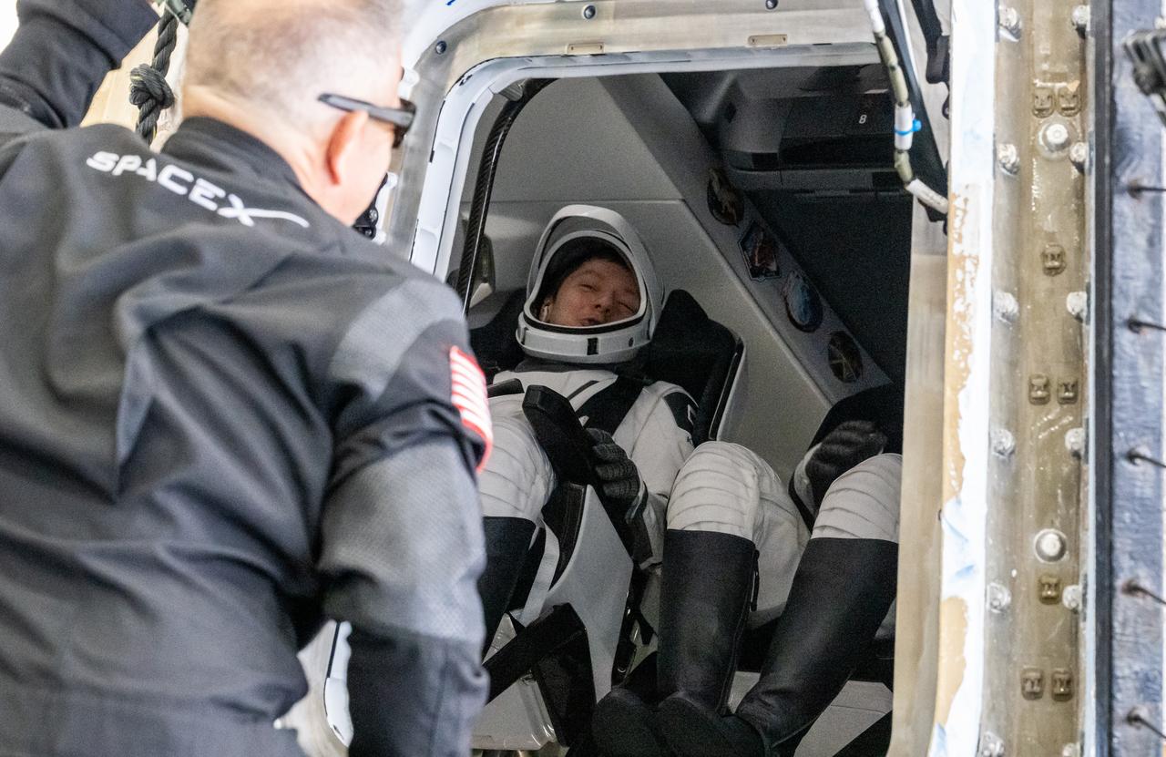 Roscosmos cosmonaut Kirill Peskov is seen inside the SpaceX Dragon Endurance spacecraft onboard the SpaceX recovery ship SHANNON after he, NASA astronauts Nichole Ayers, Anne McClain and JAXA (Japan Aerospace Exploration Agency) astronaut Takuya Onishi landed in the Pacific Ocean off the coast of San Diego, Calif., Saturday, Aug. 9, 2025. McClain, Ayers, Onishi, and Peskov are returning after 147 days in space as part of Expedition 73 aboard the International Space Station. Photo Credit: (NASA/Keegan Barber)