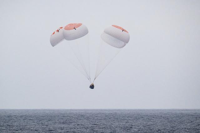 NASA image: NASA’s SpaceX Crew-10 Splashdown