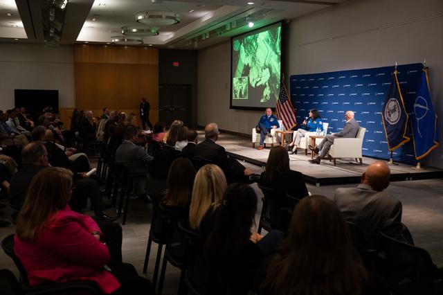 NASA image: NASA Astronauts Wilmore and Williams at Boeing Headquarters