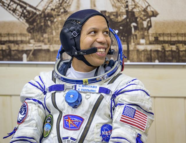 NASA image: Expedition 74 Preflight