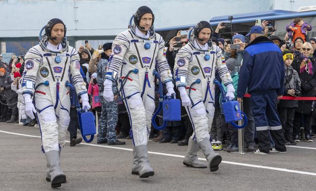 Expedition 74 Preflight