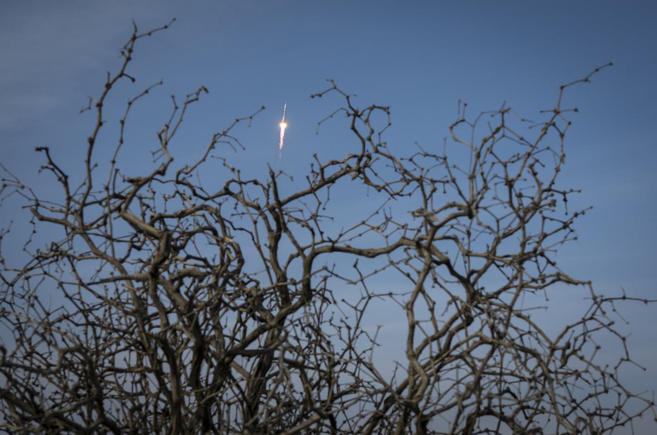 The Soyuz rocket launches to the International Space Station with Expedition 74 crew members: NASA astronaut Chris Williams, Roscosmos cosmonauts Sergey Kud-Sverchkov and Sergei Mikaev, onboard, Thursday, Nov. 27, 2025, at the Baikonur Cosmodrome in Kazakhstan. Photo Credit: (NASA/Bill Ingalls)