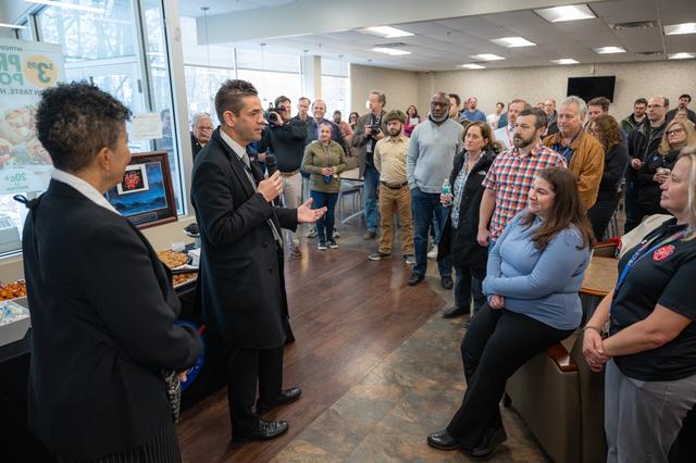 NASA image: Administrator Isaacman Visits Goddard