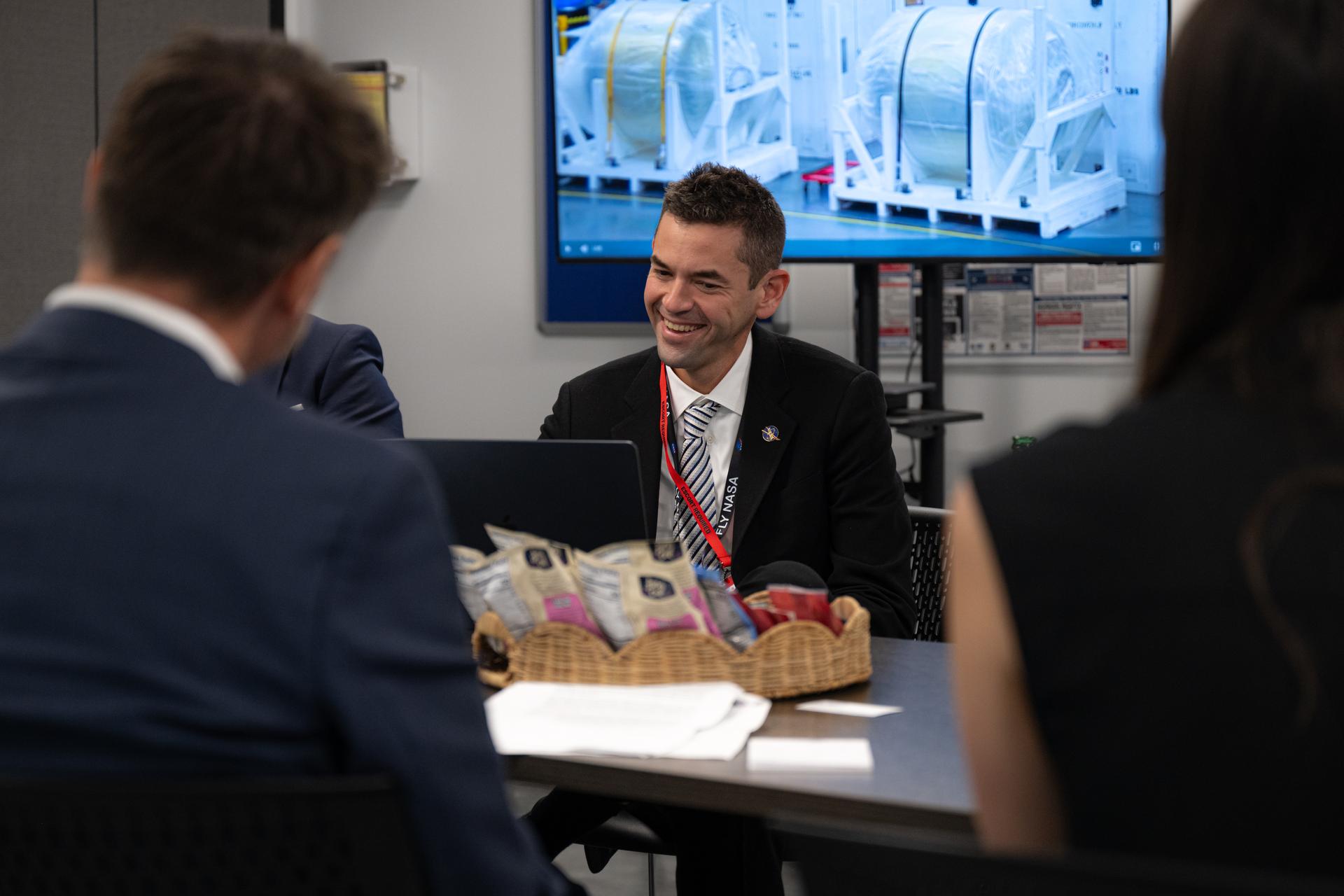 NASA Administrator Jared Isaacman meets with Blue Origin leadership, Tuesday, Jan. 13, 2026, at the company’s Lunar Plant 1 facility in Merritt Island, Fla. Photo Credit: (NASA/John Kraus)