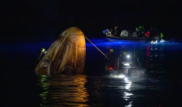 NASA image: NASA’s SpaceX Crew-11 Splashdown