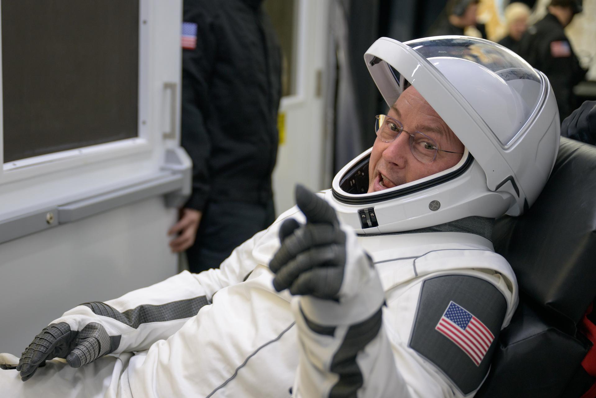 NASA astronaut Mike Fincke smiles after being helped out of the SpaceX Dragon Endeavour spacecraft onboard the SpaceX recovery ship SHANNON shortly after he, NASA astronaut Zena Cardman, JAXA (Japan Aerospace Exploration Agency) astronaut Kimiya Yui, and Roscosmos cosmonaut Oleg Platonov landed in the Pacific Ocean off the coast of San Diego, Calif., Thursday, Jan. 15, 2026. Cardman, Fincke, Yui, Platonov are returning after 167 days in space as part of Expedition 74 aboard the International Space Station. Photo Credit: (NASA/Bill Ingalls)