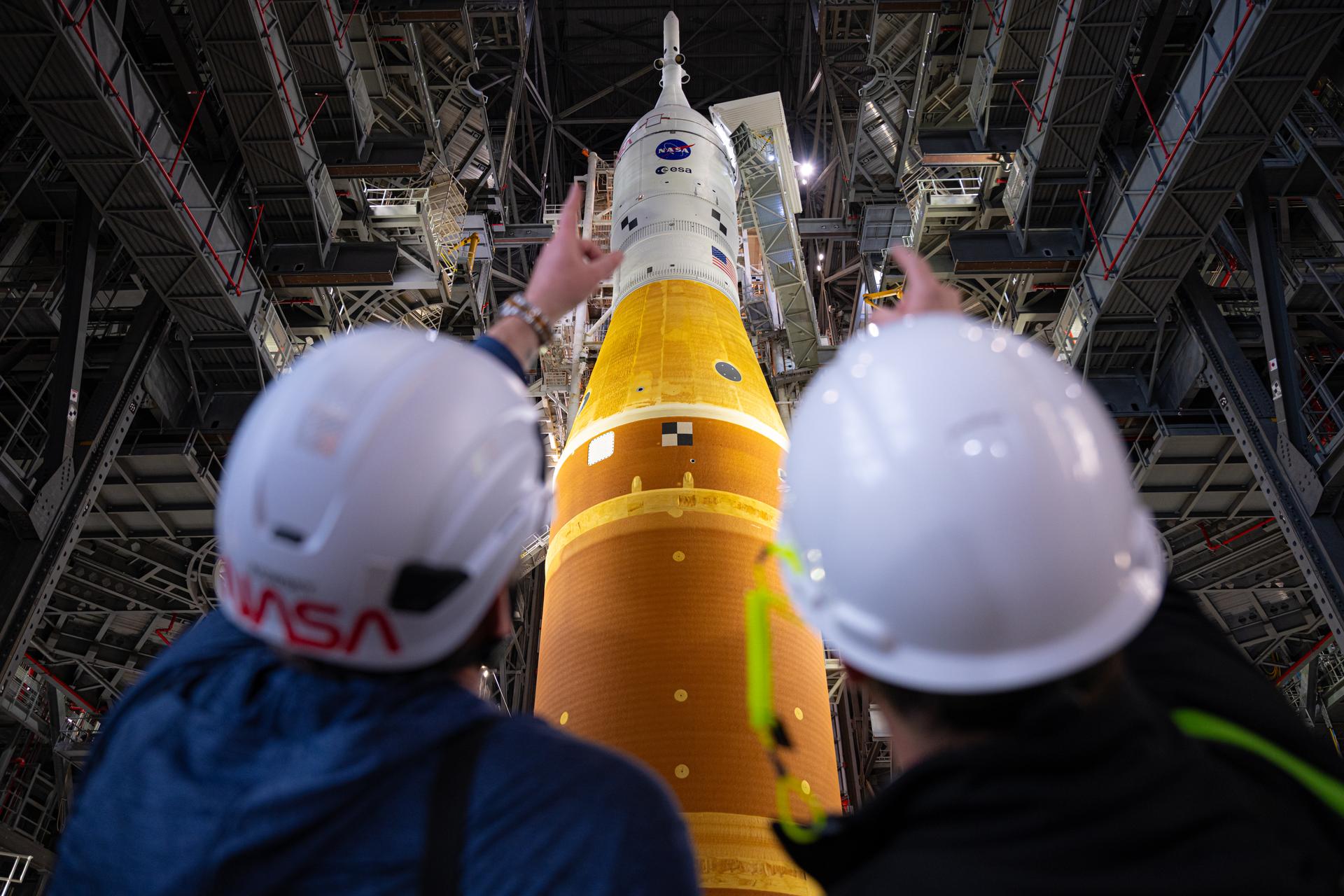 NASA’s Artemis II SLS (Space Launch System) rocket and Orion spacecraft are seen, Friday, Jan. 16, 2026, inside the Vehicle Assembly Building at NASA’s Kennedy Space Center in Florida. Photo Credit: (NASA/John Kraus)